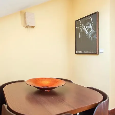 Gorgeous River View In Alfama Apartment
